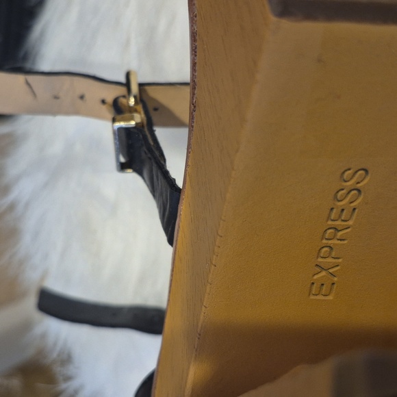 Express Black Chunky Heel Sandals - Picture 7 of 8